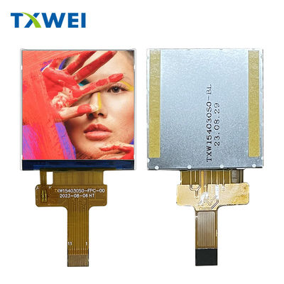 1.54-inch 240 * 240IPS scooter screen electronic cigarette square brightness 900cd/m ² LCD display screen